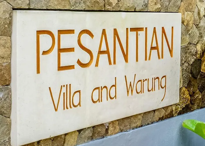 Pesantian And Warung ゲストハウス 4*